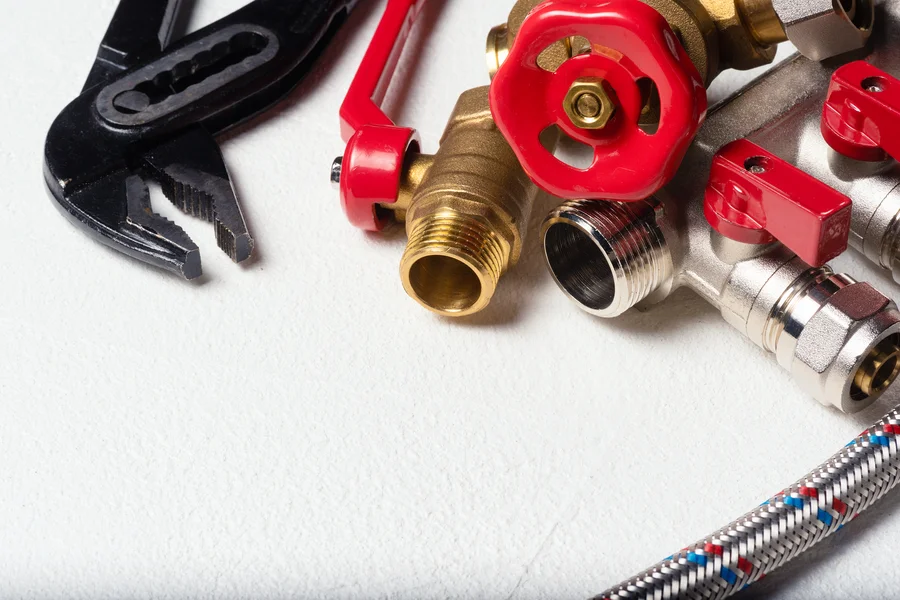 Key Signs You Need Plumbing Services From A Handyman in Austin, TX